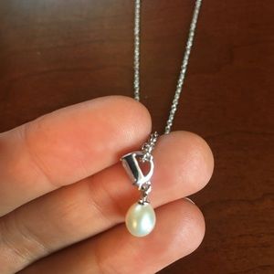Sterling silver pearl necklace